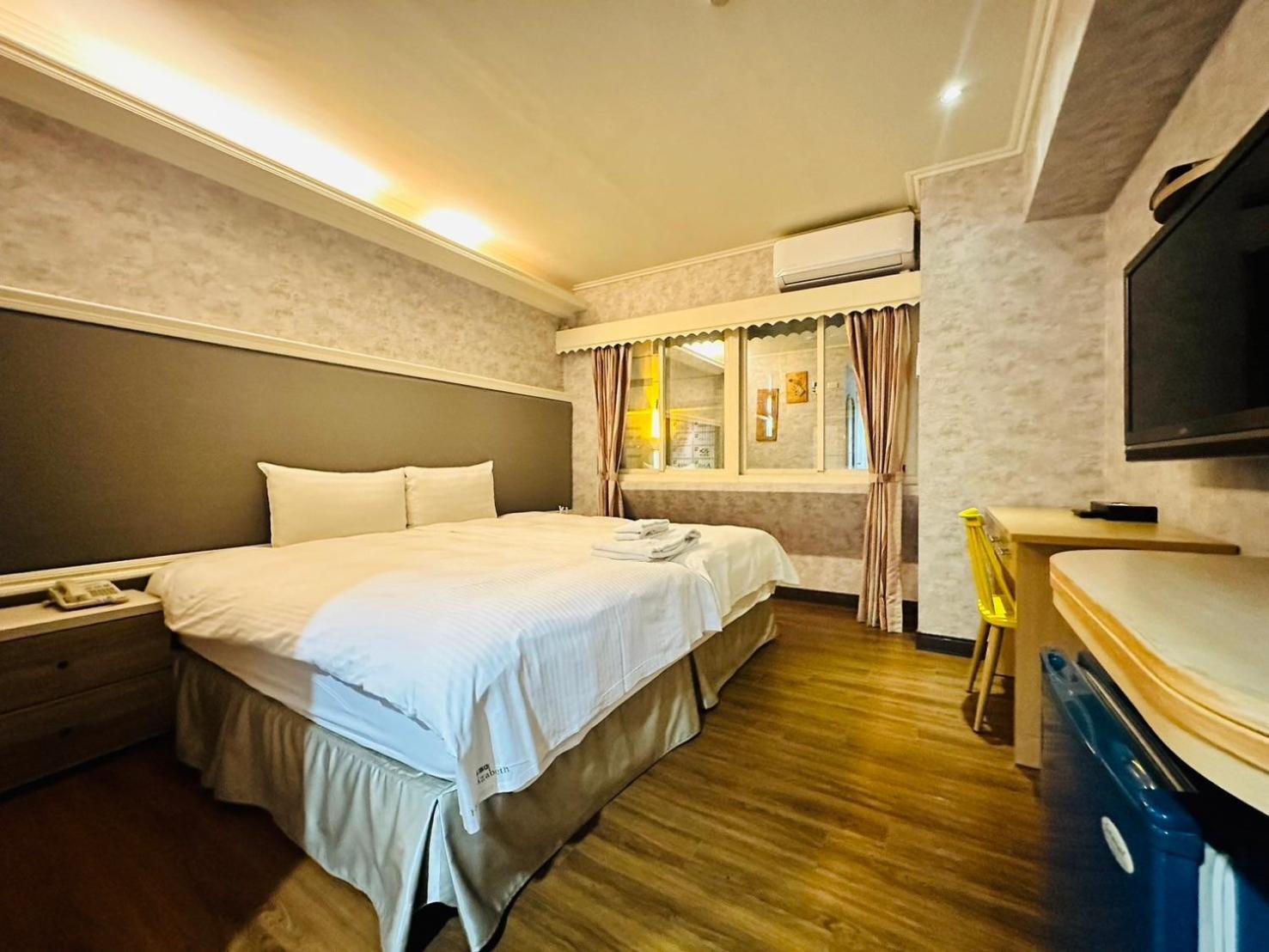 Elizabeth Hotel Тайджун Екстериор снимка