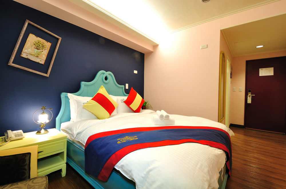 Elizabeth Hotel Тайджун Екстериор снимка