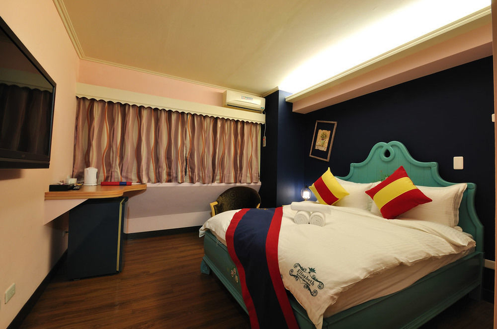 Elizabeth Hotel Тайджун Екстериор снимка