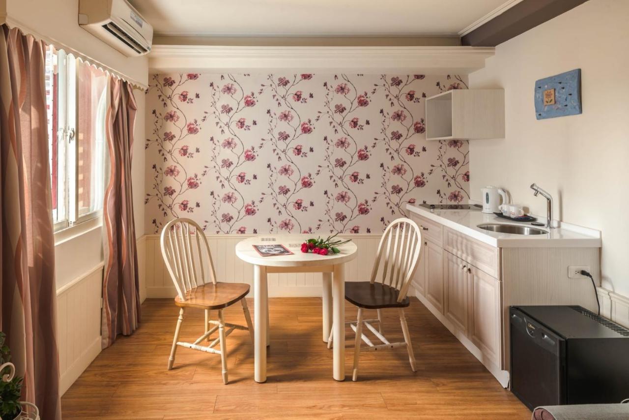 Elizabeth Hotel Тайджун Екстериор снимка